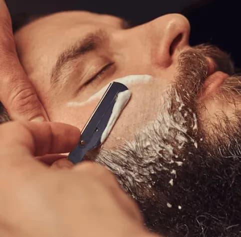 Taglio capelli uomo da Barber 99 a Serra San Bruno